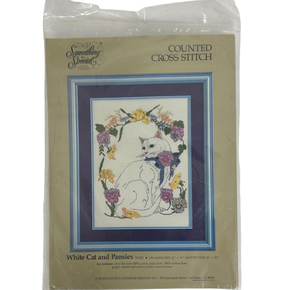 NWT Vintage Something Special White Cat Pansies Counted Cross Stitch Kit‎ Needle